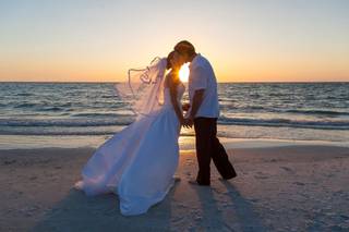 Wedding Officiant Las Vegas - Dr. Micki D. Hecht