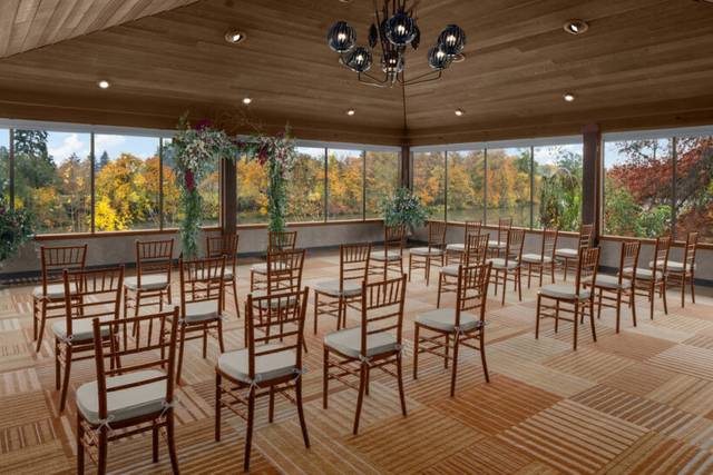 Valley River Inn