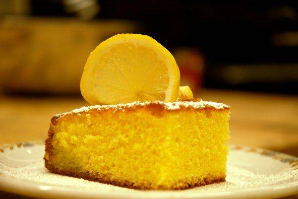 Paradise lemon cake