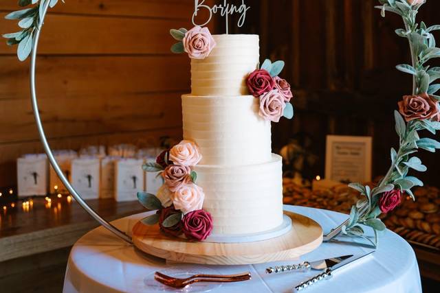 Tiered wedding