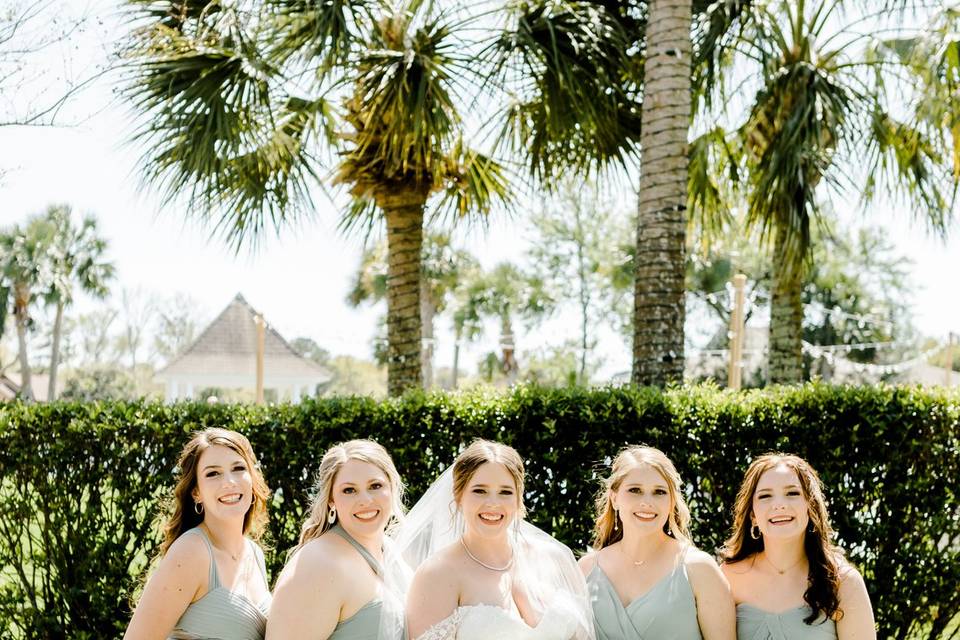 Bride & Bridesmaids