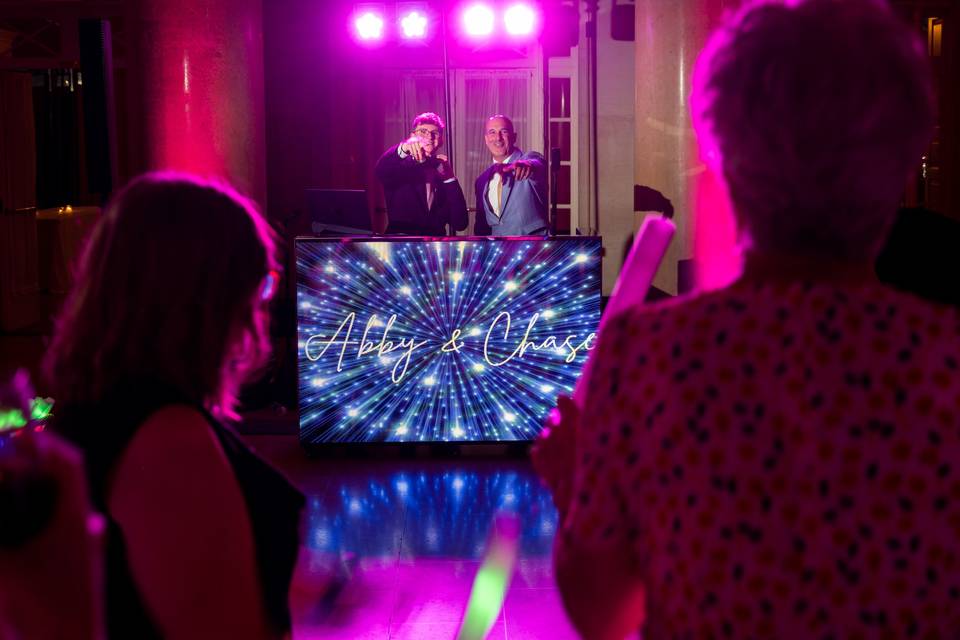 DJ BOOTH!