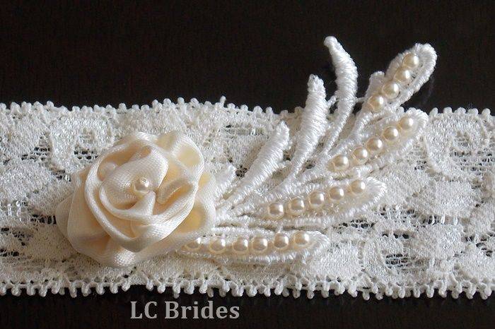 Ivory Flower Bridal Garter.