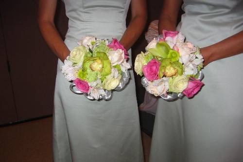 FLOWERS AT DAISIE'S WEDDING DESIGNS