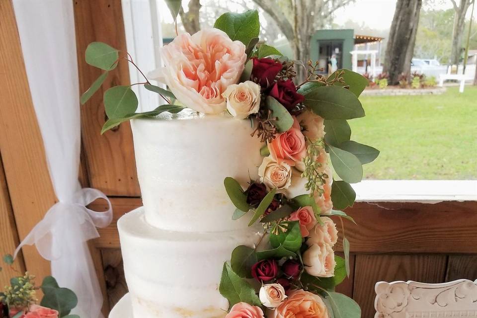 Wedding cake with flowers