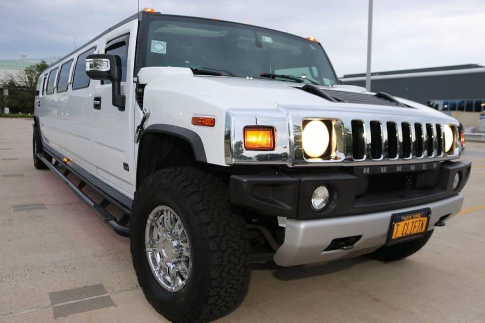 Hummer H2 exterior