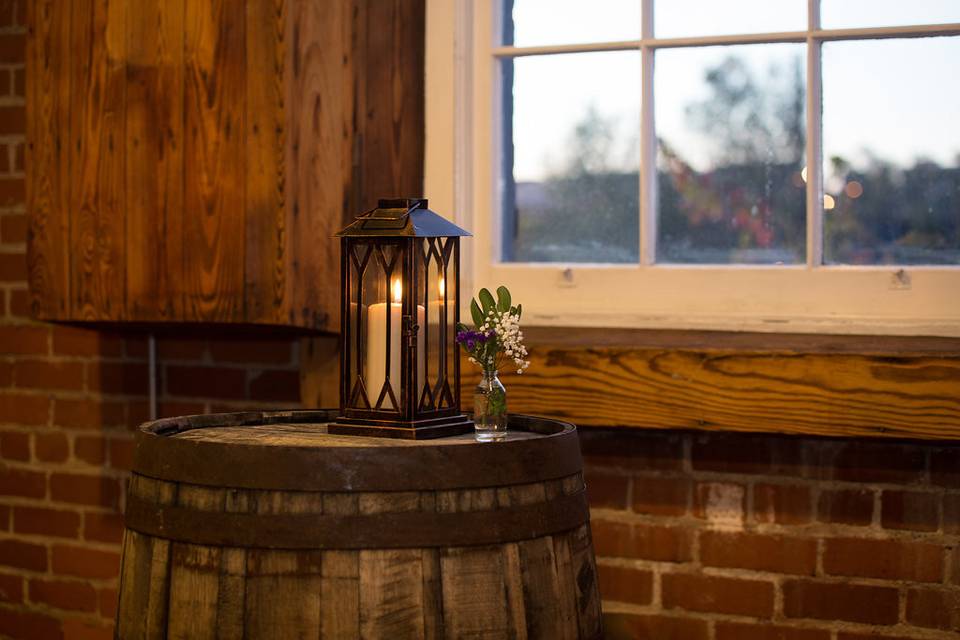 Lamp table centerpiece