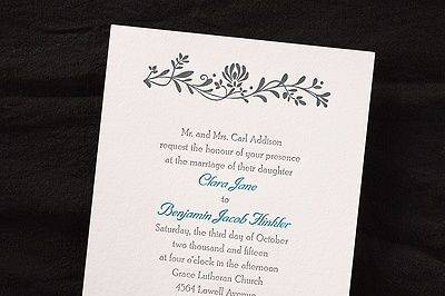 2014 Wedding Trend - Letterpress: Vines Letterpress - Invitation
A classy white invitation done in letterpress, features a floral vine design in the ink color of your choice.
Dimensions: 5 1/8