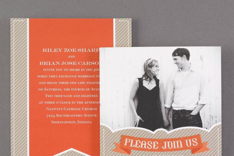 Go for the vintage glam when you invite guests to your wedding. Real glitter makes your photo and the moustache and lip design gleam on this wedding invitation. Available in several colors