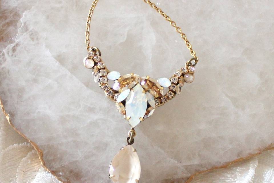 Antique gold bridal necklace