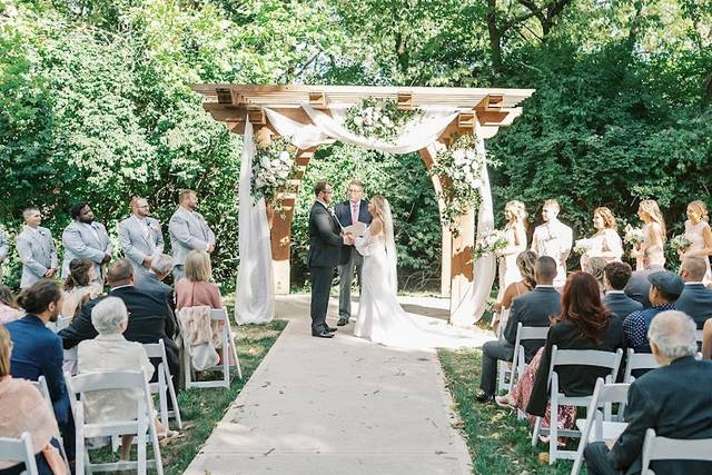 Stone Valley Meadows - Barn & Farm Weddings - Franklin, OH - WeddingWire