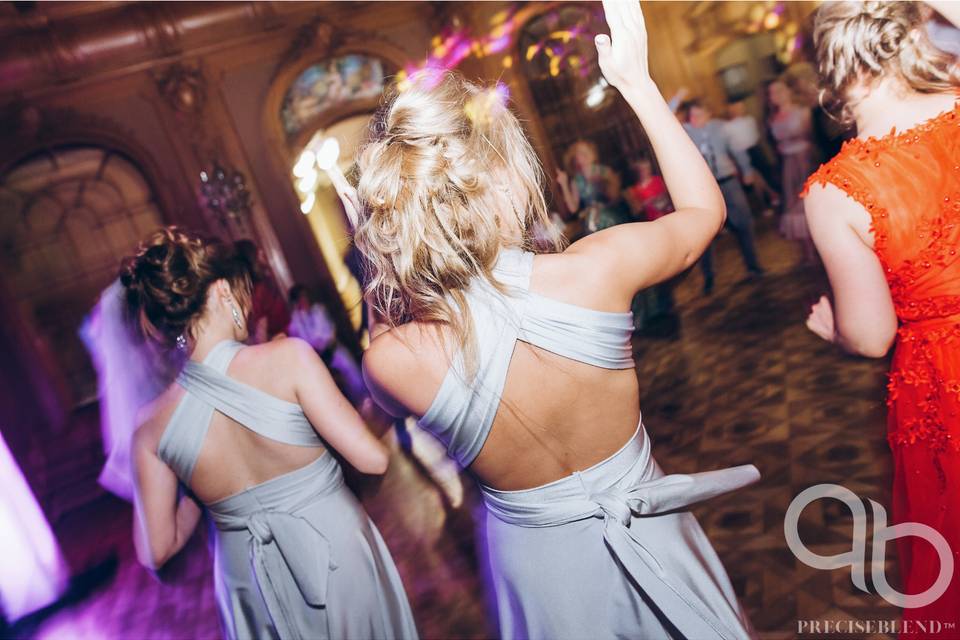 Dancing at Napa Valley Wedding