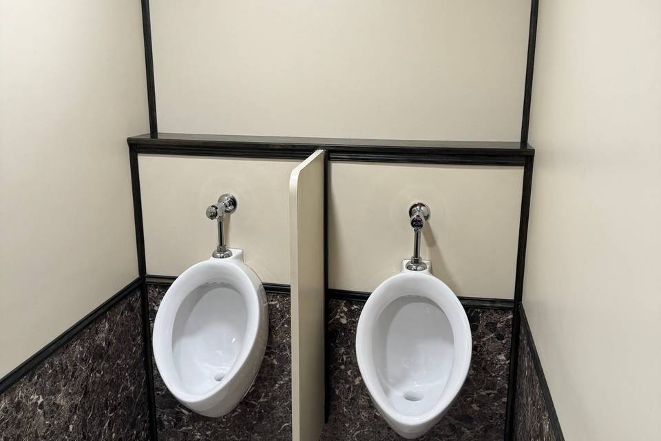 6 Station Urinal