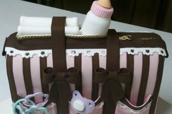 Baby bag cake