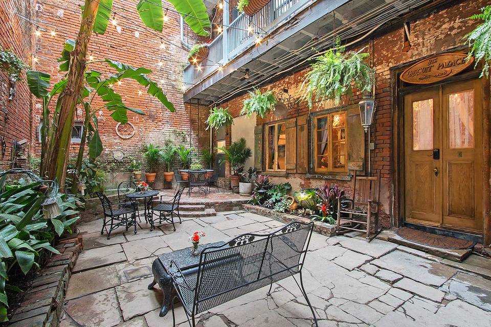 French Quarter Mansion Boutique Hotel