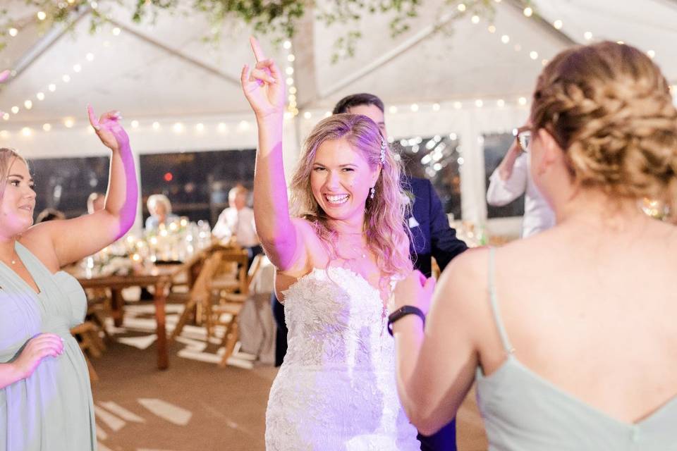 Bride dancing the night away