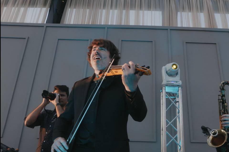 Electric Violinist Brian Fitzy