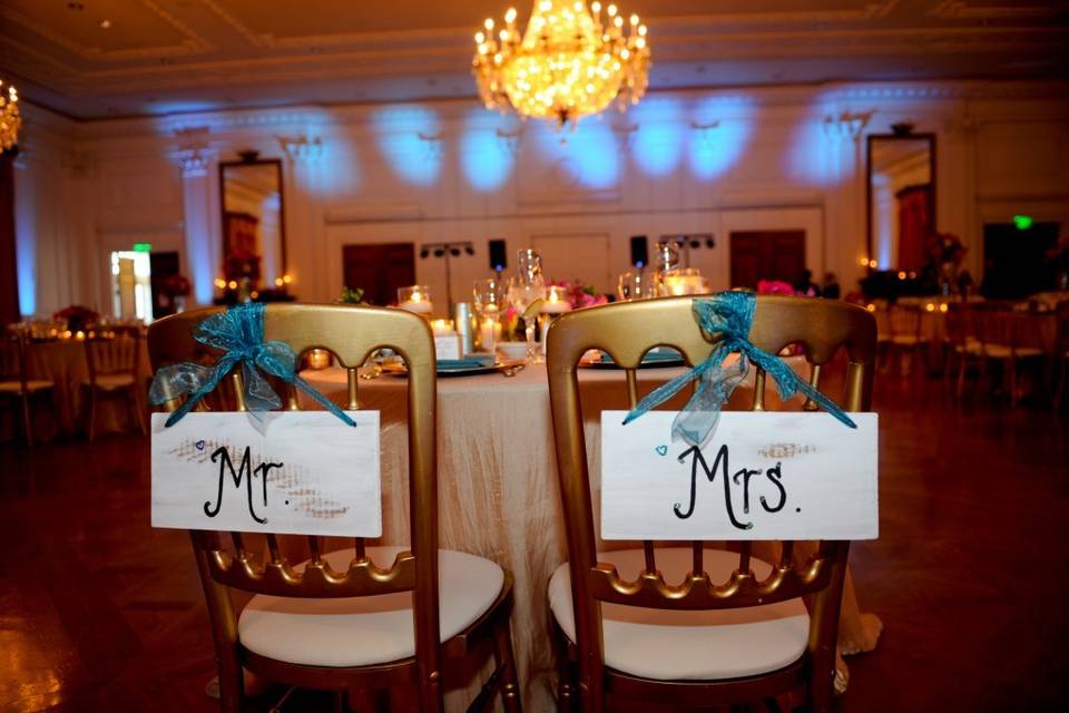 Sweetheart table