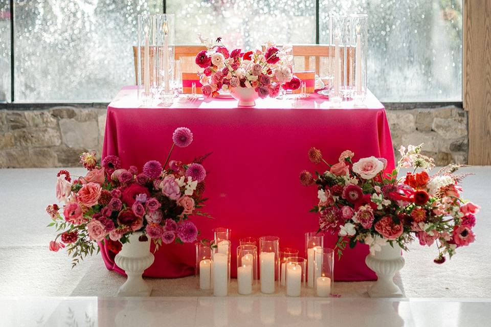 Sweetheart table