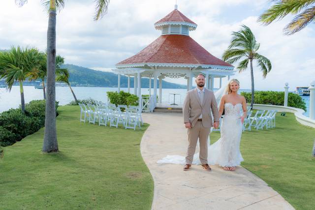 Wedding Photo By Too Cool