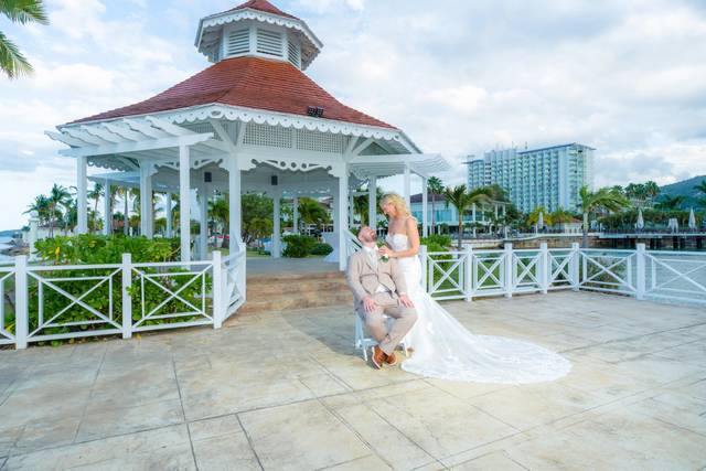 Wedding Photo By Too Cool