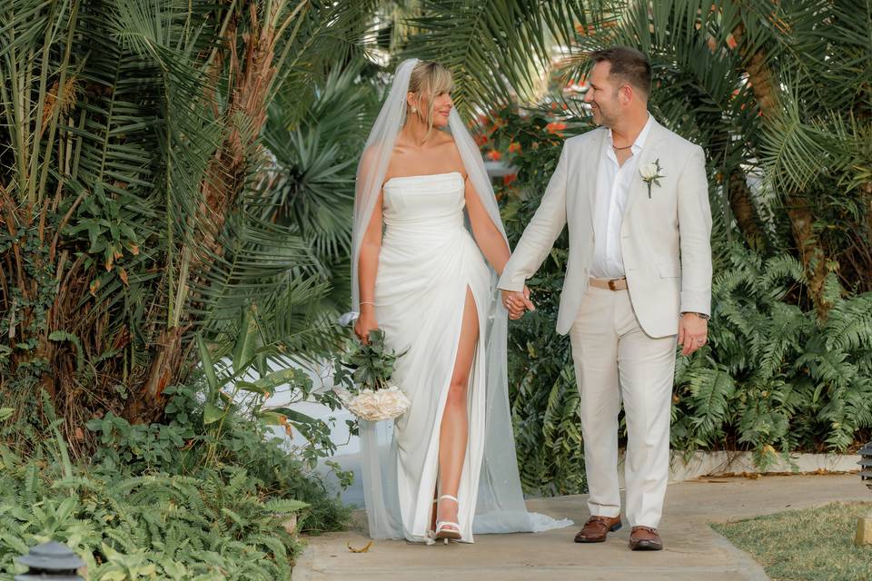 Wedding Photo By Too Cool