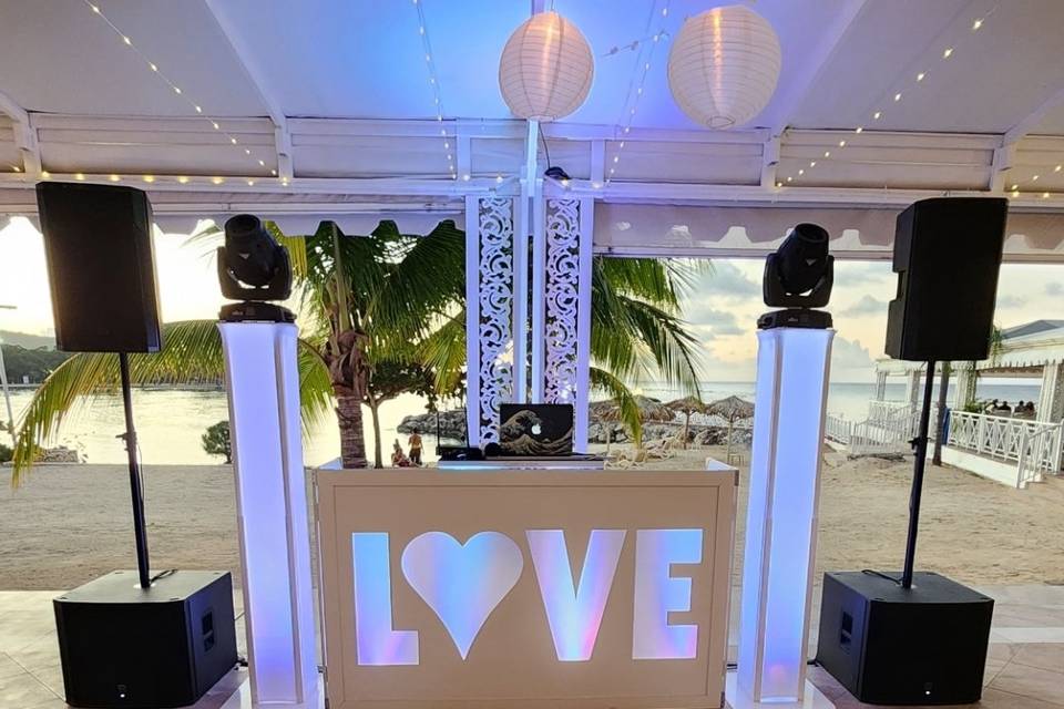 Wedding DJ set up