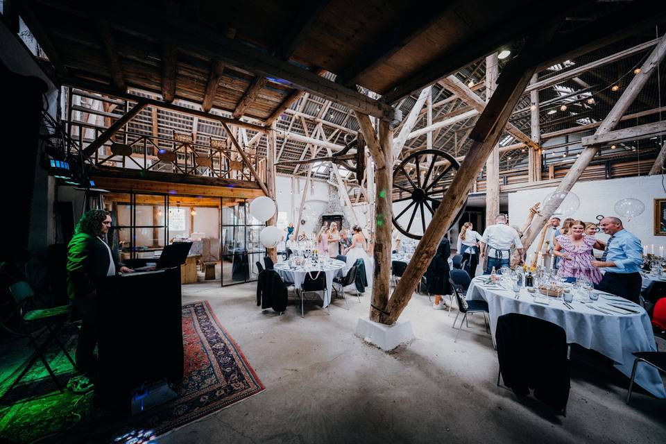 Barn and industrial wedding