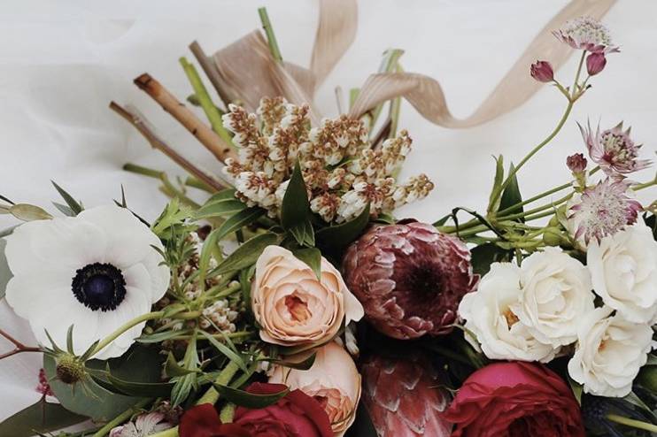 Bride holding bouquet