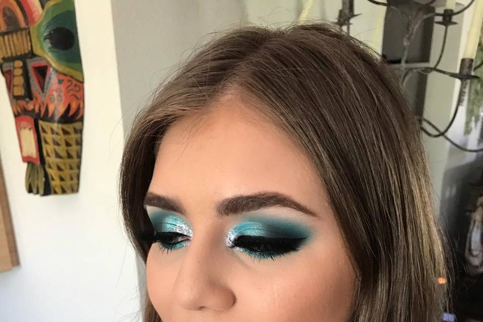 Turquoise eyes