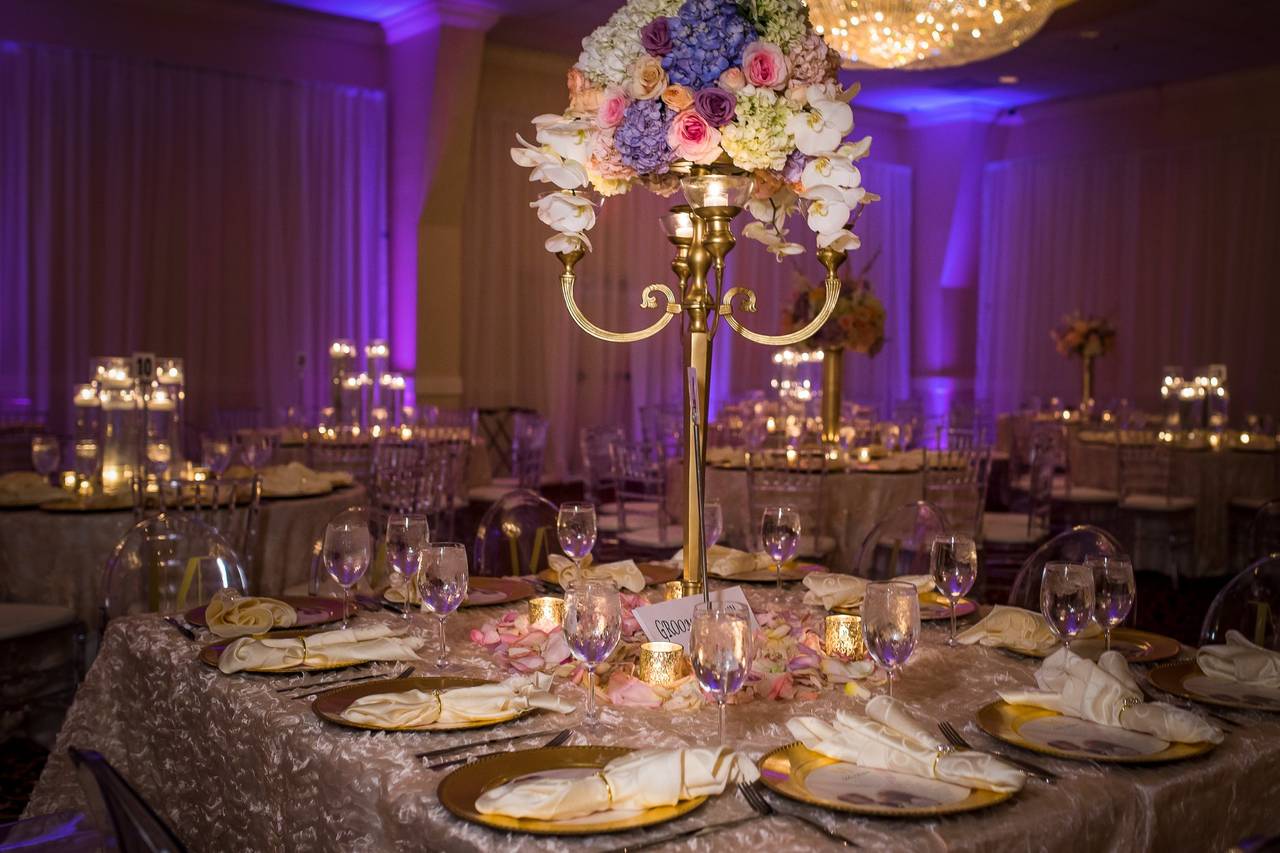 Signature Manor - Venue - Houston, TX - WeddingWire