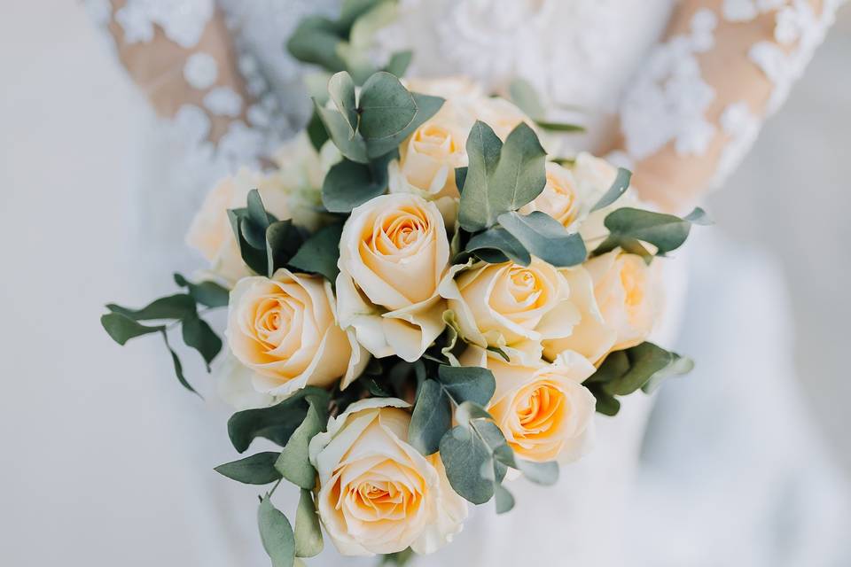 Holding the bouquet