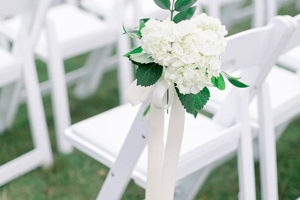 Aisle Decor - Pew Flowers