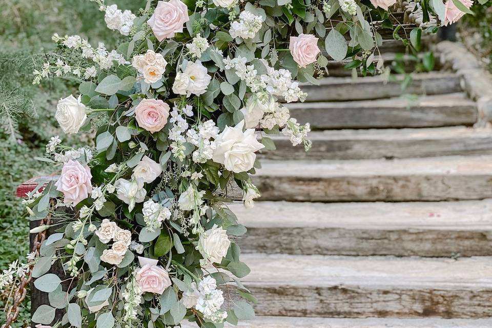 Flower arch blush and white