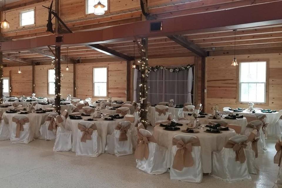 Bear Tree Barn Wedding and Event Center