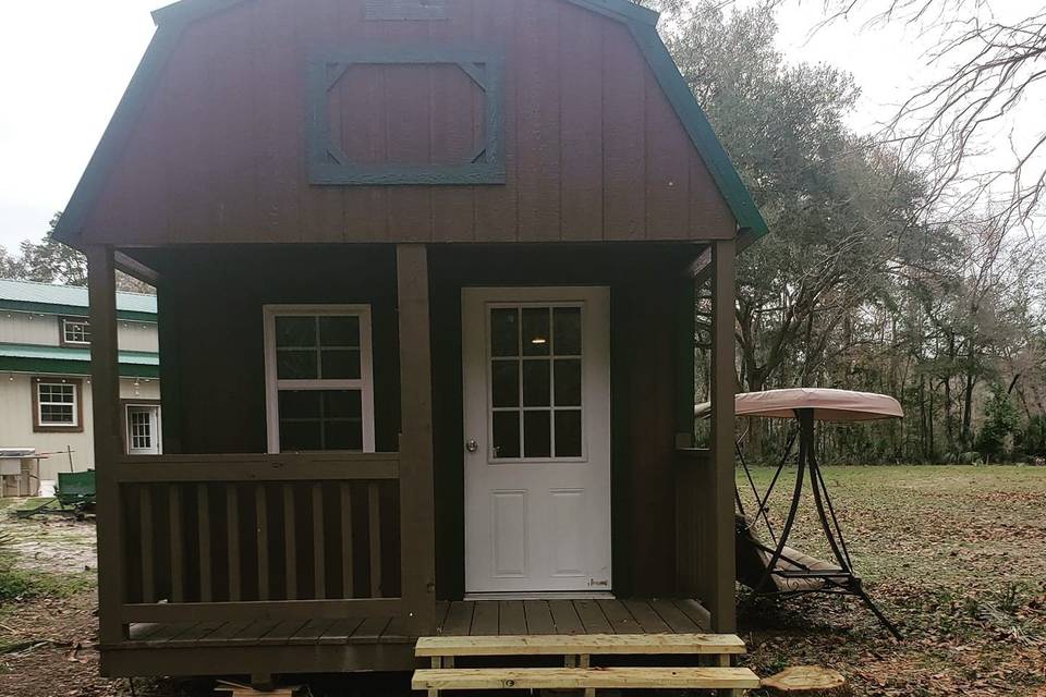 Groom's Cabin