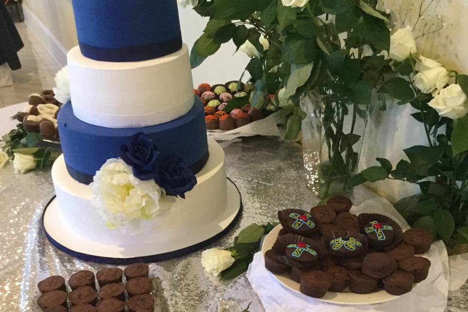 Cake table