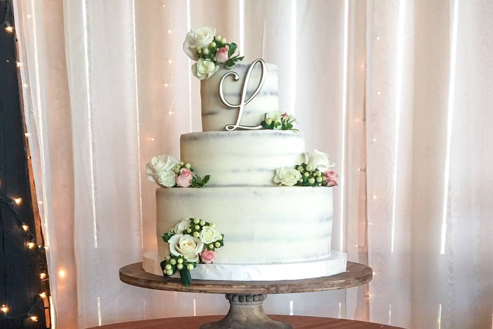 An elegant tiered cake