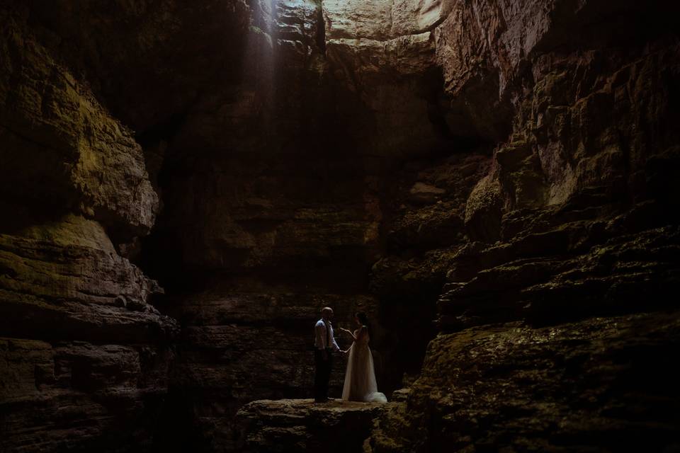 Elopement in Alabama Cave