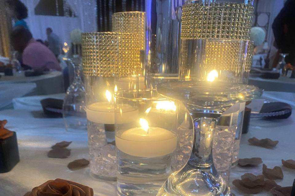 Floating candle centerpiece