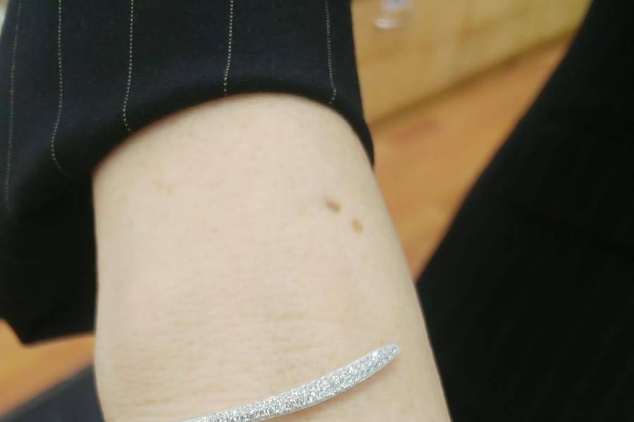 Gorgeous silver and cz bangle