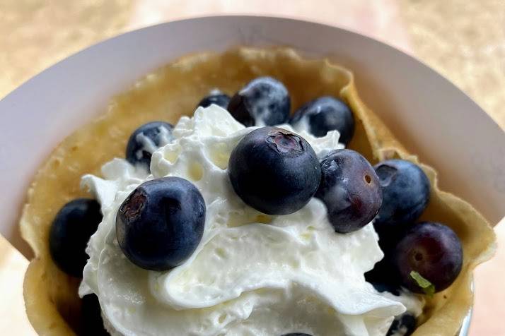 Lemon & Blueberry Crepe