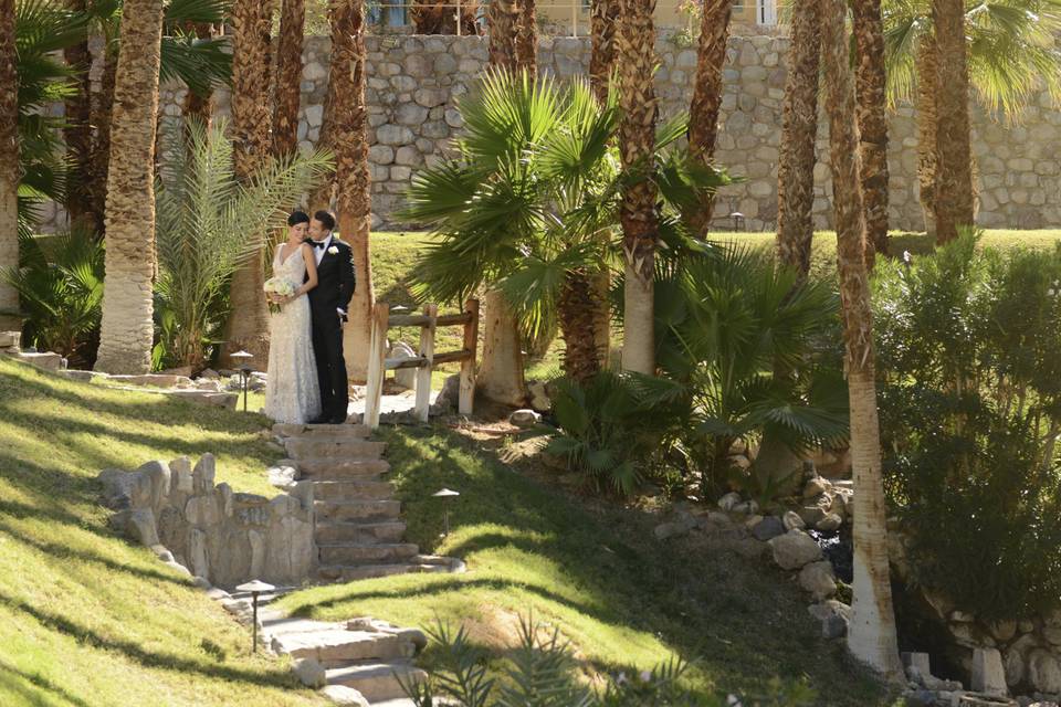 Couple in the gardens