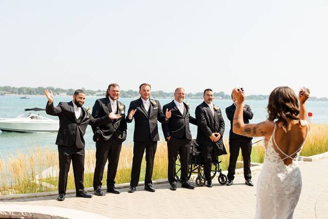 Groomsmen Reaction