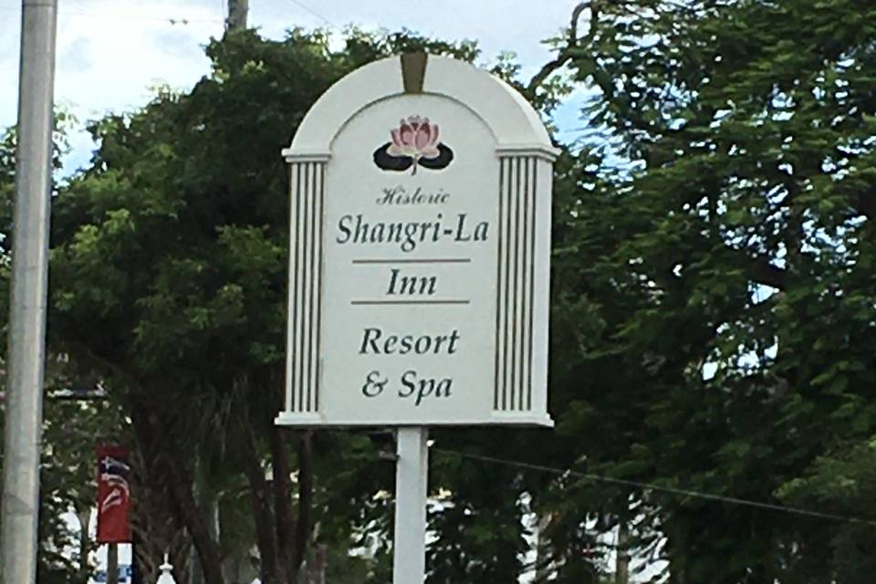 Shangri-La Inn