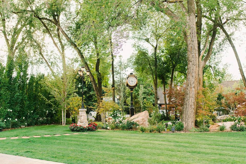 Bellissimo Gardens at Tuscany