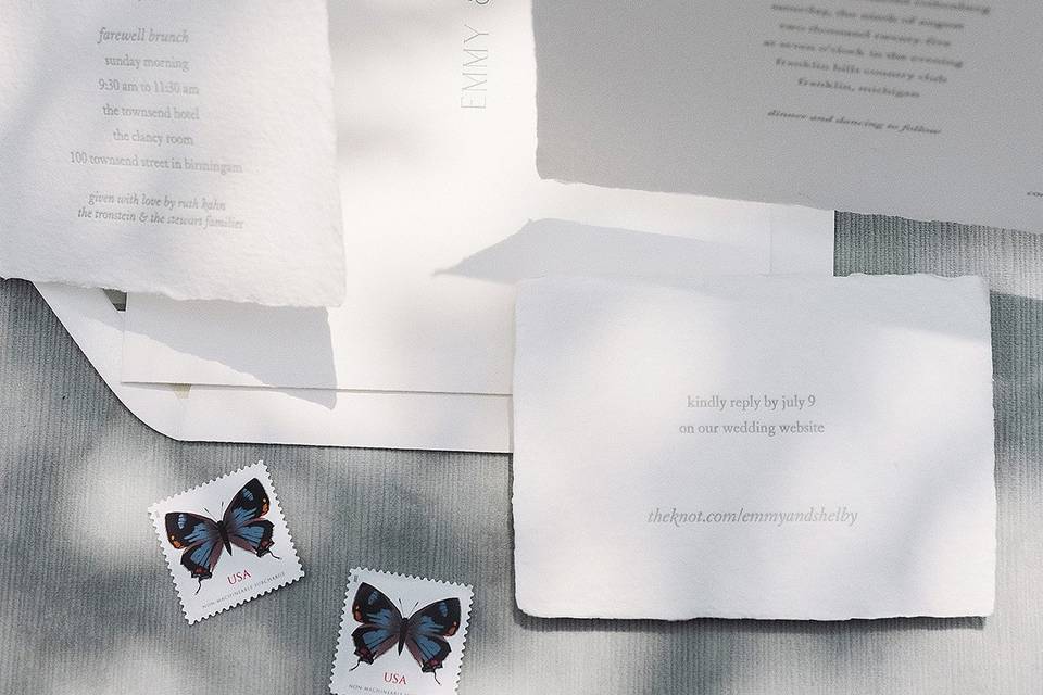 Flyaway windy invitation.