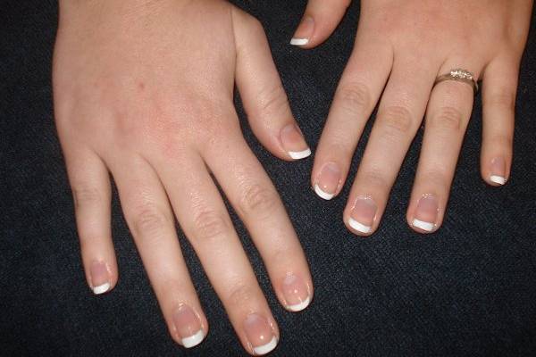 Natural French Manicure.