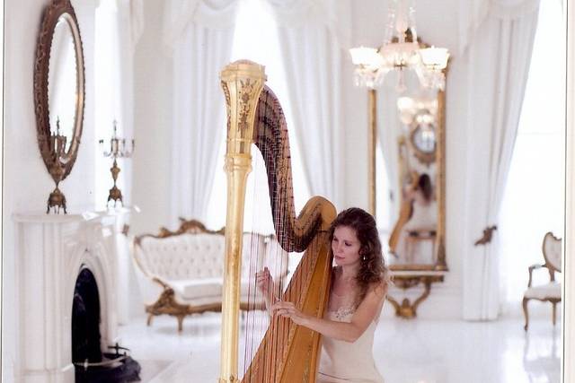 Ashley Toman- Harpist