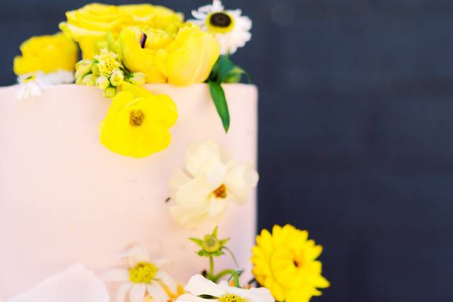 Lizzie Bee's Flower Shoppe